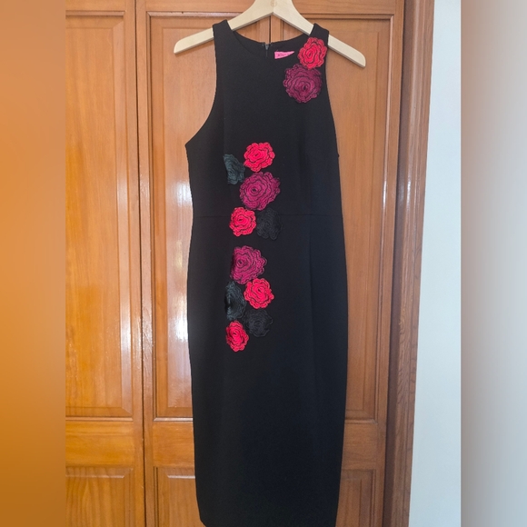 Betsey Johnson - Black Roses Dress - Size 8 - Picture 4 of 5